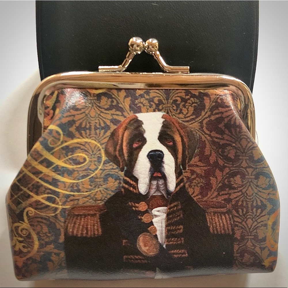 👑 Regal Pooch Pouches
